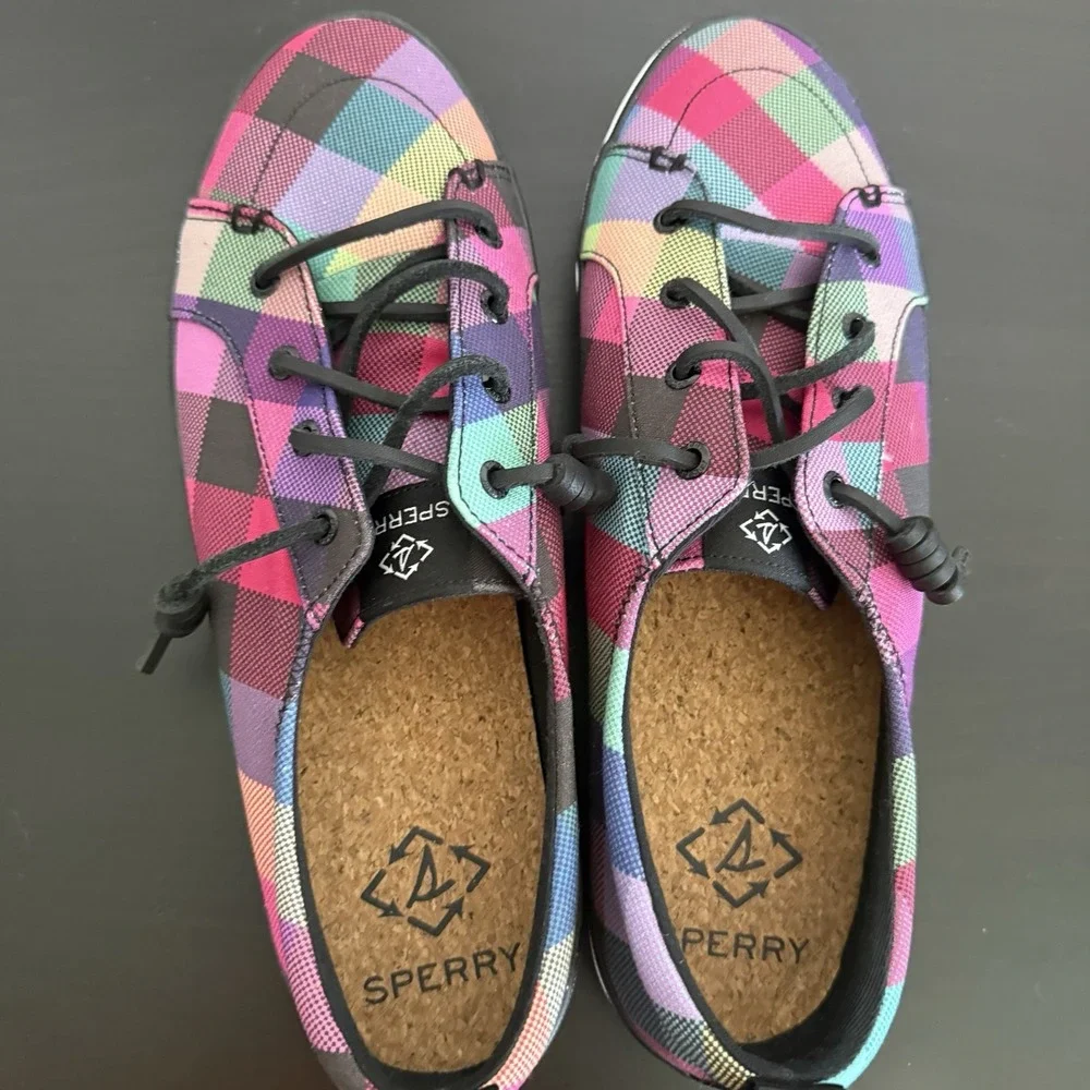 Sperry‎ Women's Crest Vibe Seacycled Black/Sneakers STS88473 Size 11 Pink Plaid